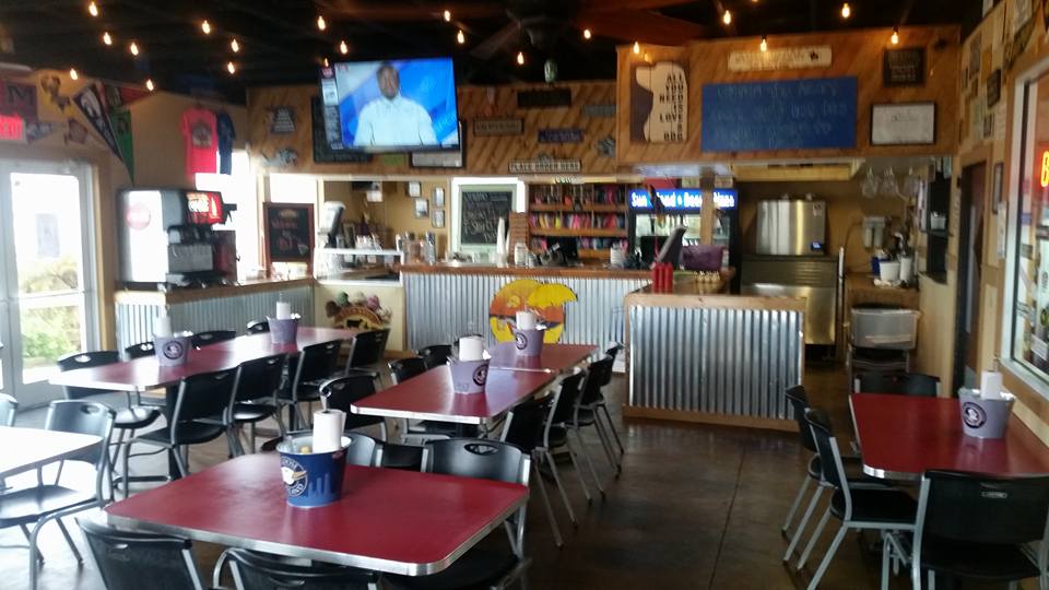 12814238_10204828372703811_3387315294877386369_n Pizza & Subs on St. George Island